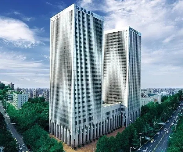 交通(tōng)銀(yín)行(xíng)湖(hú)北(běi)省分(fēn)行(xíng)大(dà)樓